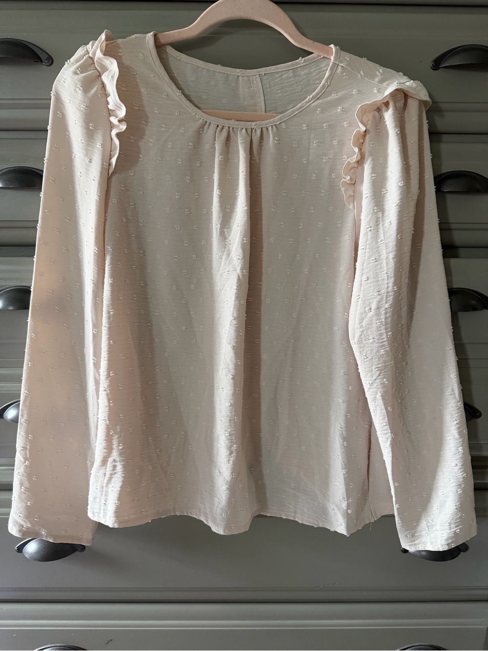 Women's Cream Ruffle Long-Sleeve Top